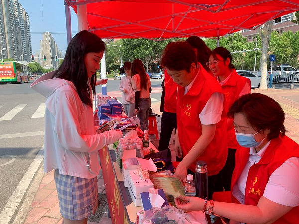 助力學(xué)子圓夢，踐行國企擔(dān)當(dāng)  安徽鹽業(yè)地產(chǎn)集團組織愛心助考公益活動