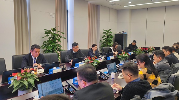 地產(chǎn)集團(tuán)等三家公司舉辦2024年一季度指標(biāo)沖刺暨內(nèi)業(yè)管理專(zhuān)題會(huì)